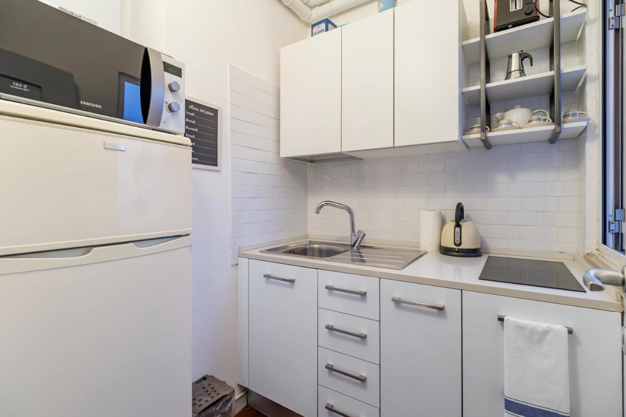 Joivy Sleek Flat With Balcony Near Mudec Museum And Navigli Area Apartment Milan Luaran gambar